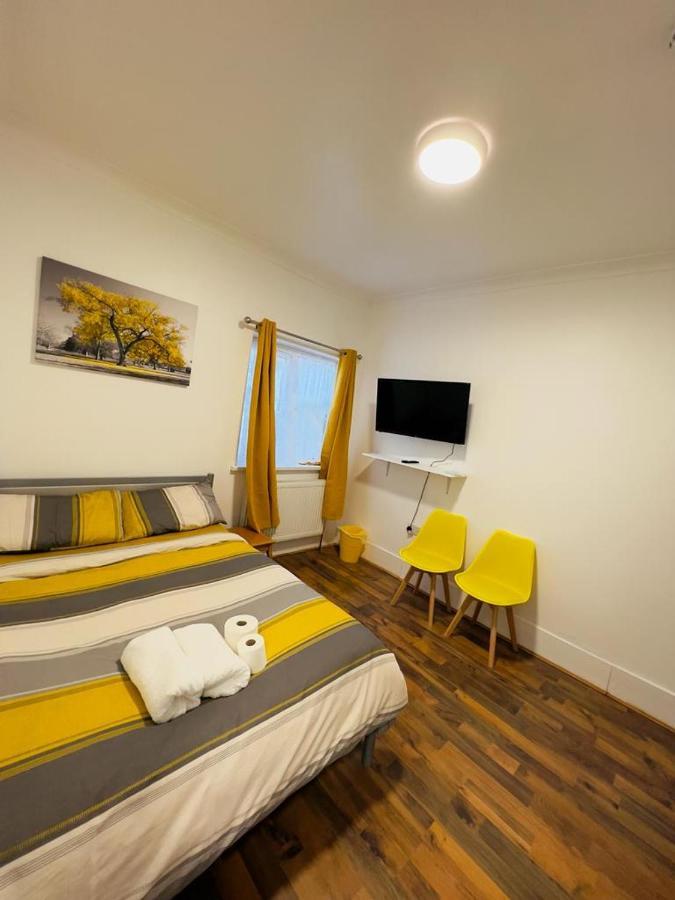Hotel Woodgreen House Londyn Zewnętrze zdjęcie